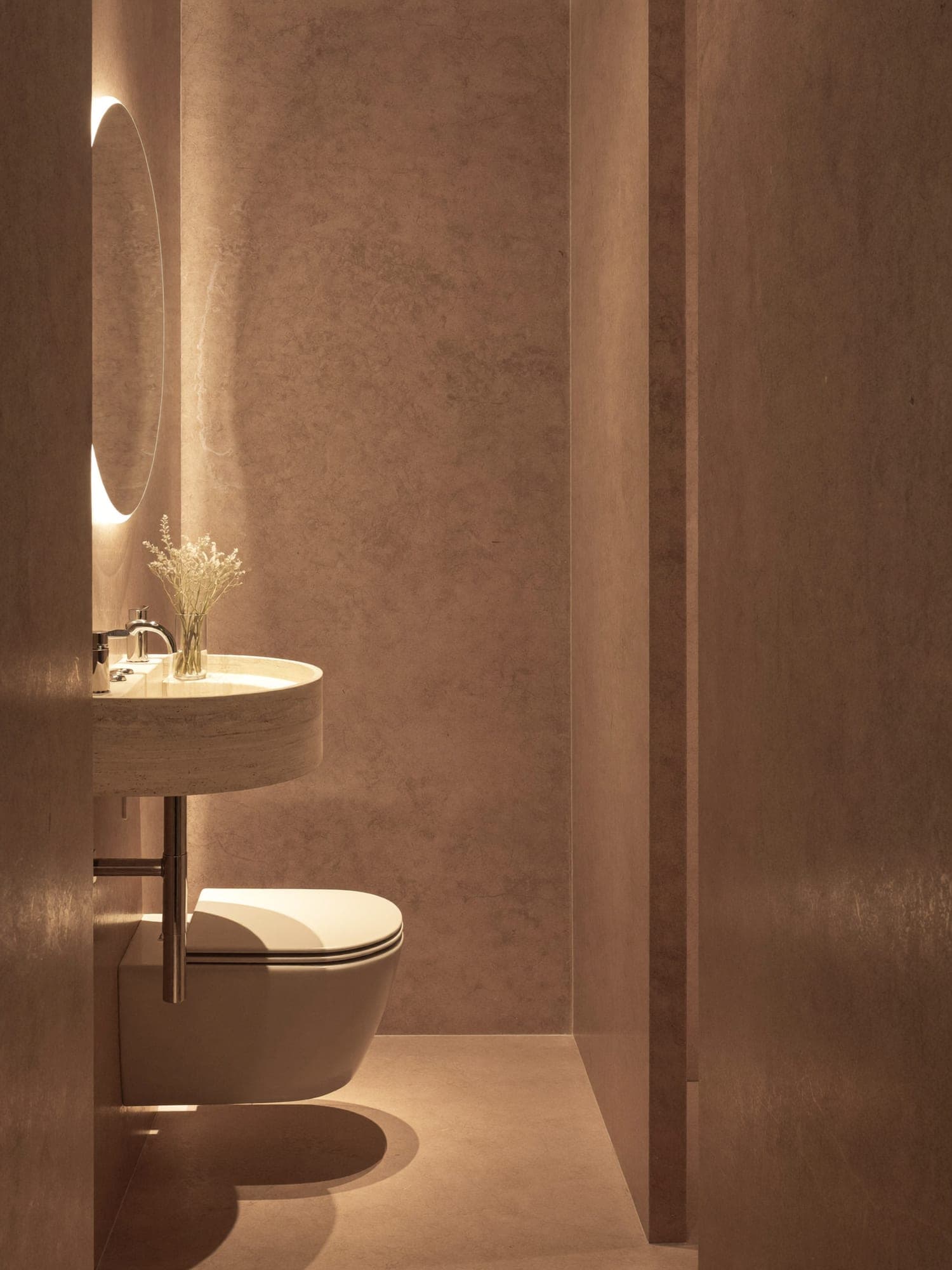 Gäst-WC i rosé microcement