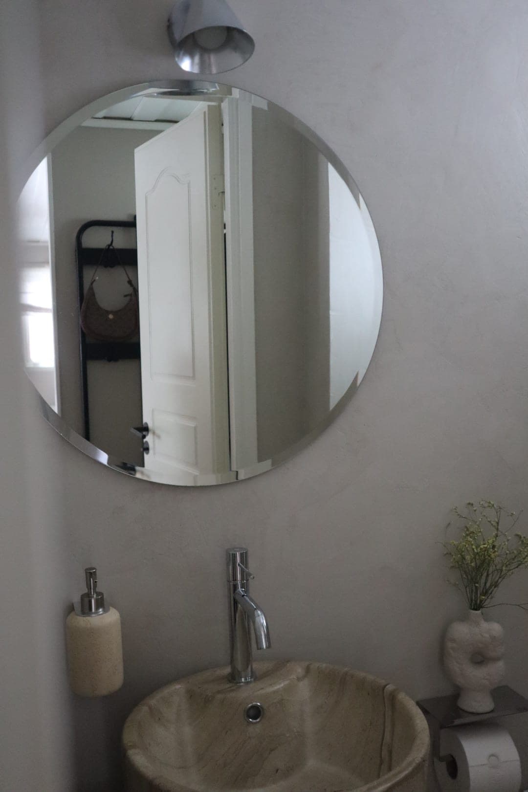 Gäst-WC med piedestalhandfat